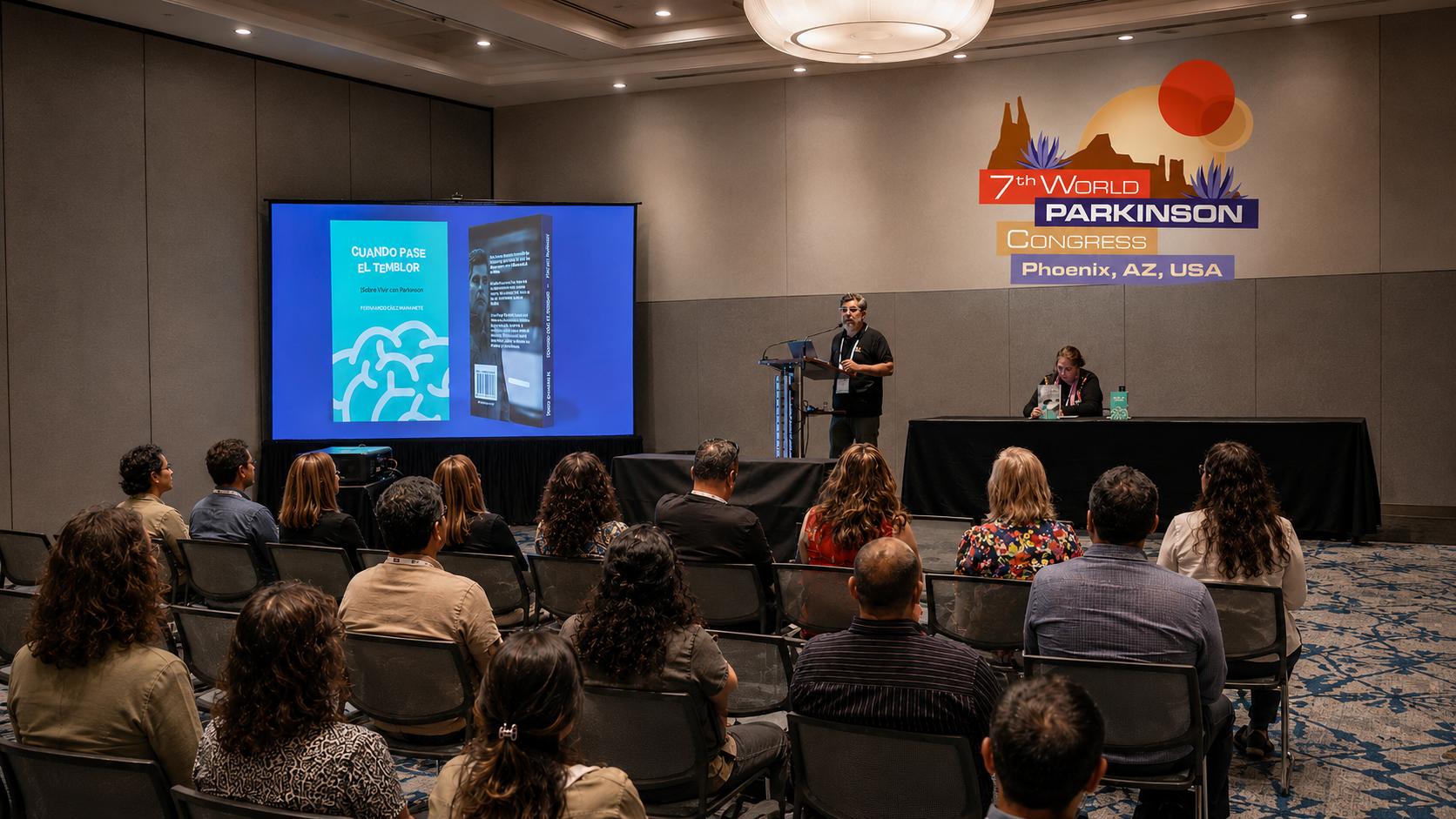 Pedro González presentando una charla ante público en el 7th World Parkinson Congress